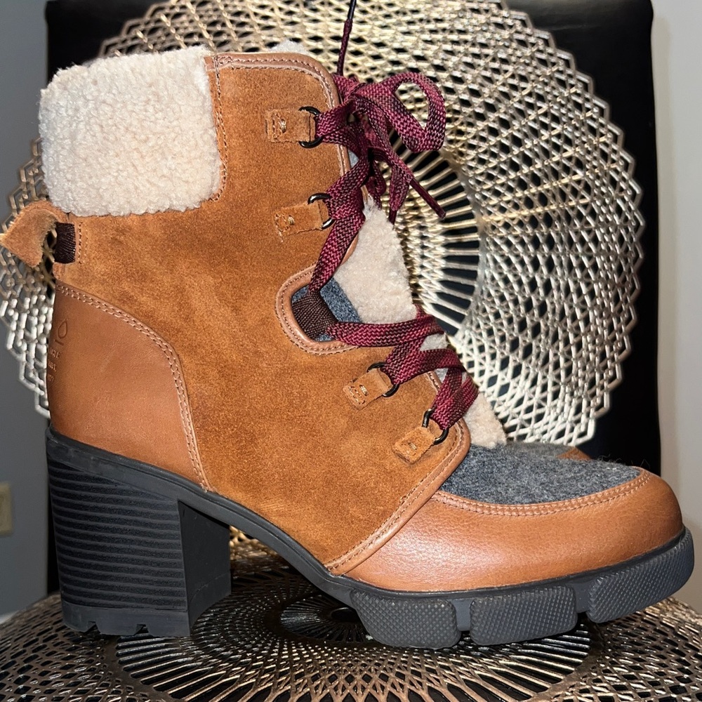 Naturalizer Myla Tan and Gray Winter Boots